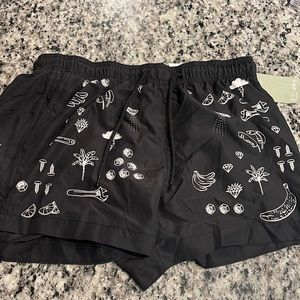 M size shorts